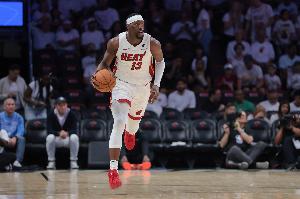 阿德巴约谈打快：每个人都能参与其中 希望这打法能贯穿整赛季