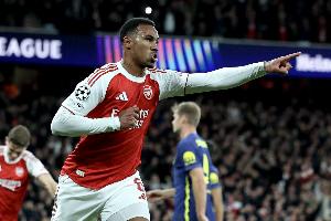 卡拉格：以攻防来论，加布里埃尔是目前英超最具影响力的球员之一