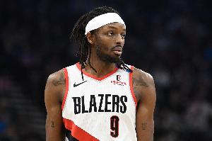 微波炉啊！格兰特首节替补出战不到5分钟 5投4中砍下9分