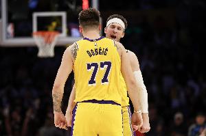 还有时间！里夫斯两场比赛已得到92分 追平东契奇前两场的总得分