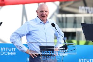 实锤？鲍尔默被涉事公司11位投资者起诉 秘密地向小卡输送数百万